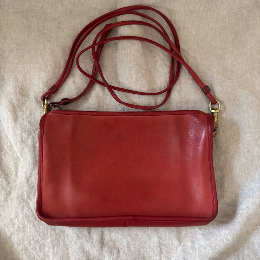 Vintage Coach NYC Crossbody – Rare Double Strap | full-grain leather